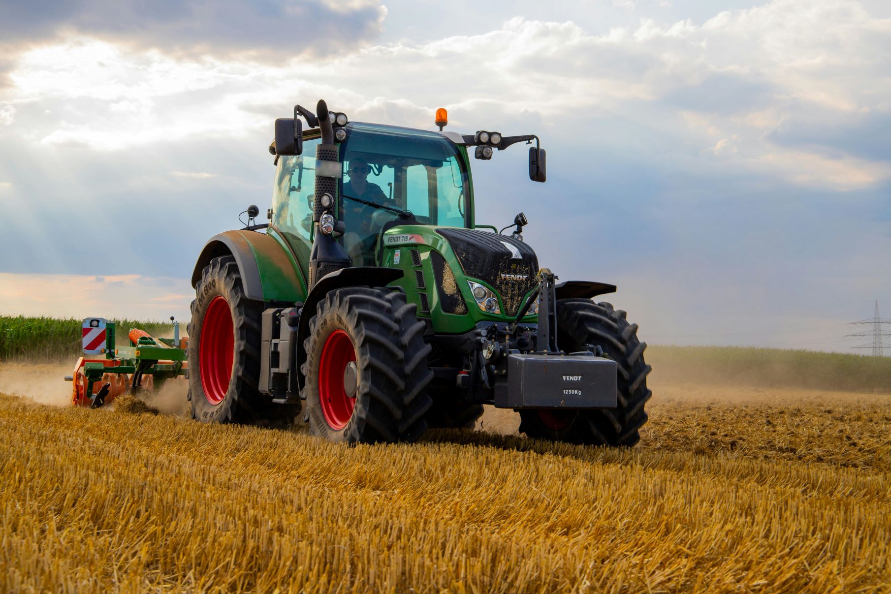 tractor, accident, Arges, SMURD