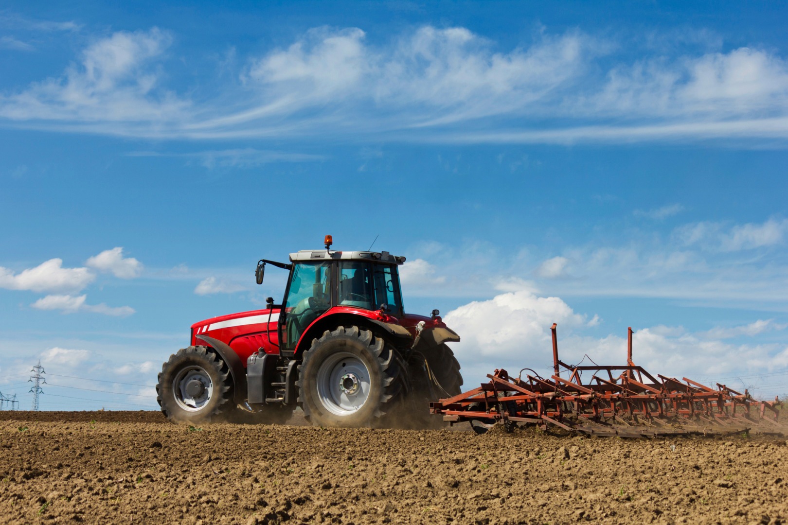 tractor, parlamentul romaniei